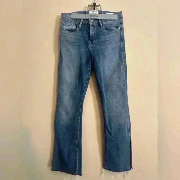 Frame Denim Le Crop Mini Bootcut Raw Hem Jeans Size 26 Blue jeans detail on leg - Picture 1 of 9
